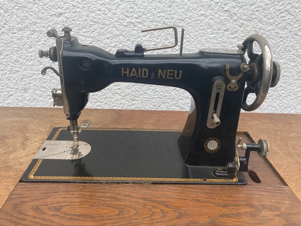 Nähmaschine mit Tisch Haid & Neu Metall Holz Antik Vintage Deko in Pulheim