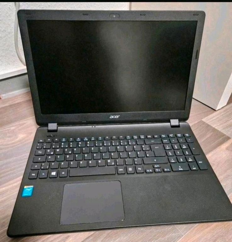 Acer Laptop MM1-571 in Essen