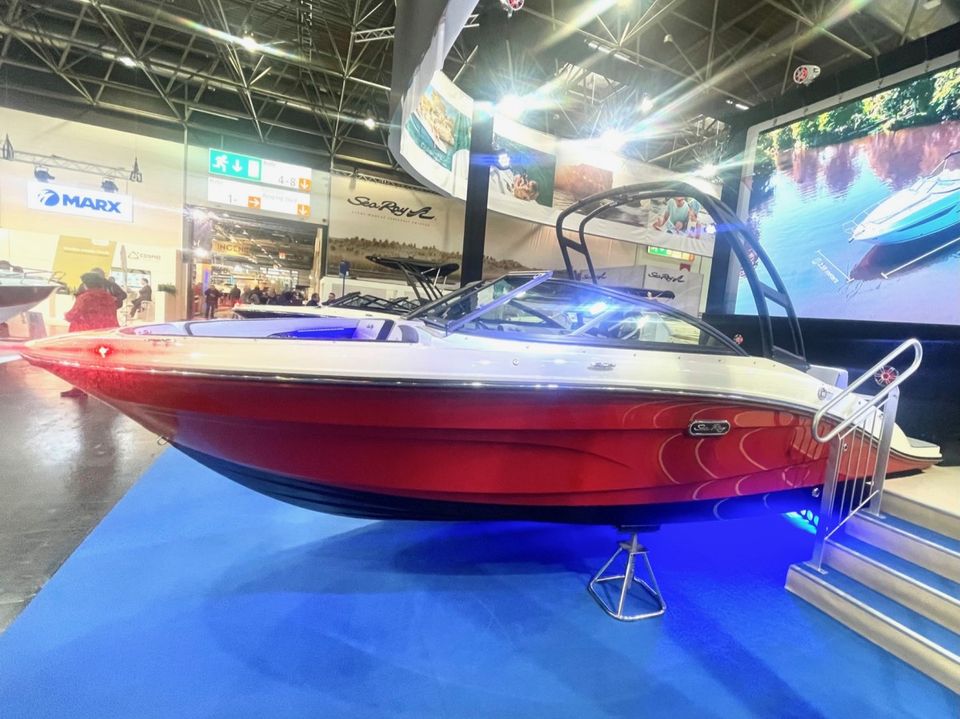 Sea Ray 210 SPX 2024 NEUES MODELL JETZT BESTELLEN FÜR 2024 in Berlin