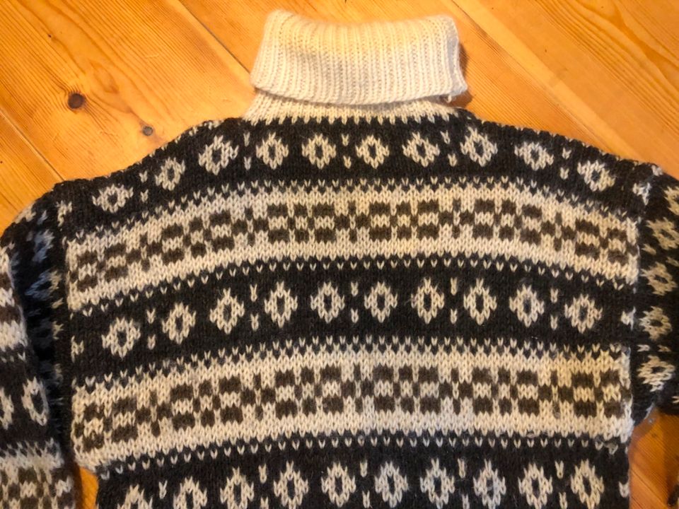 Norweger Island Pullover Rollkragen dicke reine Wolle Größe XL in Stoetze