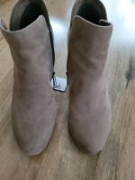 Damenschuhe Ankle Boots von Tamaris Gr. 38 Farbe Taupe NEU Berlin - Reinickendorf Vorschau