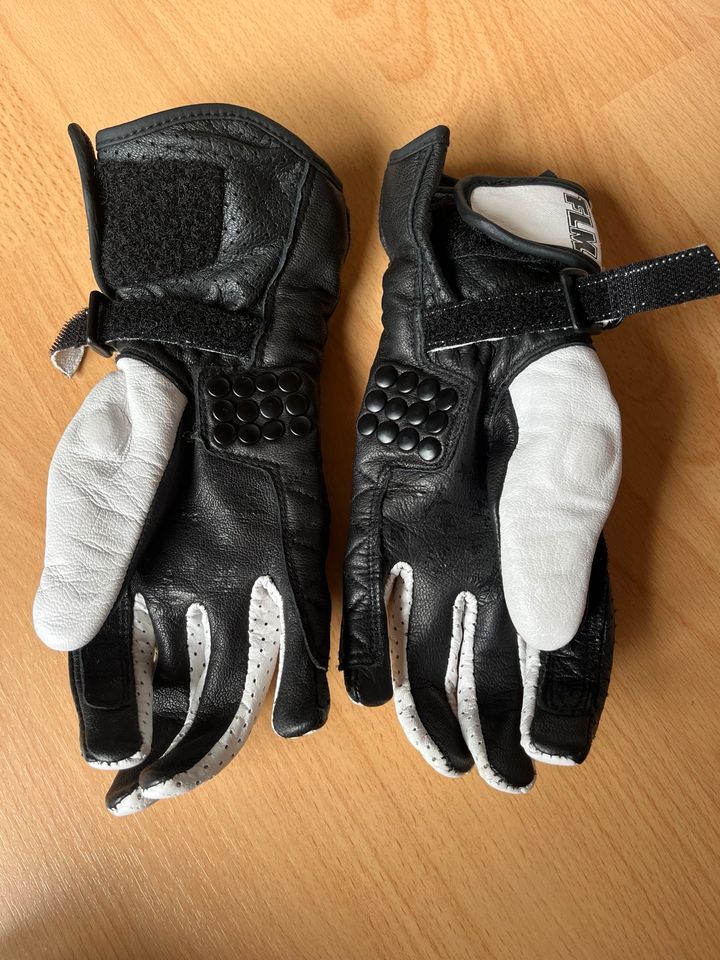 Motorradhandschuhe Damen Größe 6, 100 % Leder in Oberhausen