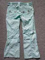 gekürzte EDC Esprit Play Sommerhose Gr. 34 mit passendem Gürtel Niedersachsen - Emden Vorschau