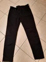 Schwarze Hose Regular tapered Hessen - Langenselbold Vorschau