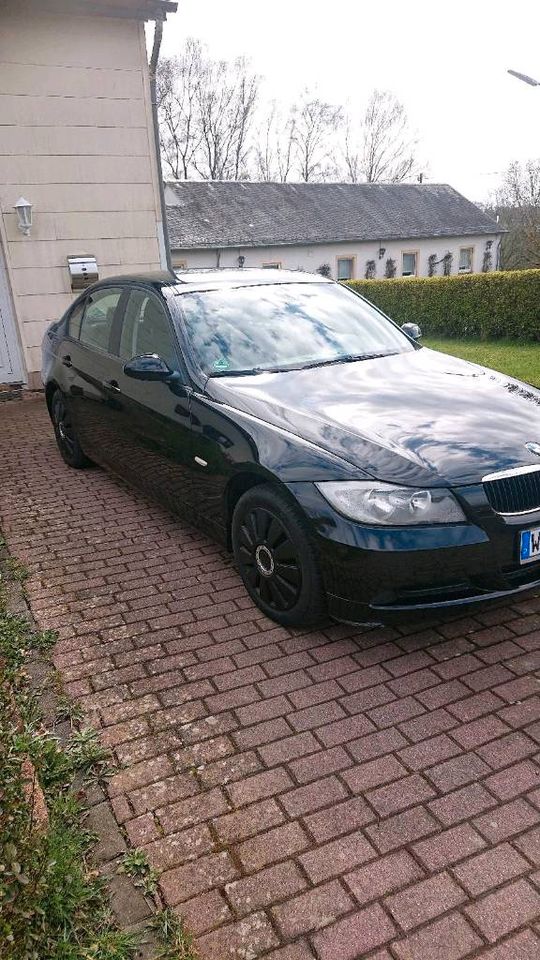 Bmw 318i E90 in Mammelzen