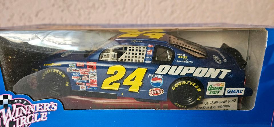 NASCAR #24 Jeff Gordon 1:18 scale car in Oberlungwitz