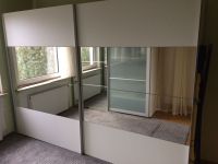 Kleiderschrank Schwebetüren 300 x216 x68 cm / alpinweiß / Spiegel Nordrhein-Westfalen - Versmold Vorschau