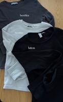 3 Langarm Oberteile Longsleeves Shirts Gr.XS Nordrhein-Westfalen - Vettweiß Vorschau