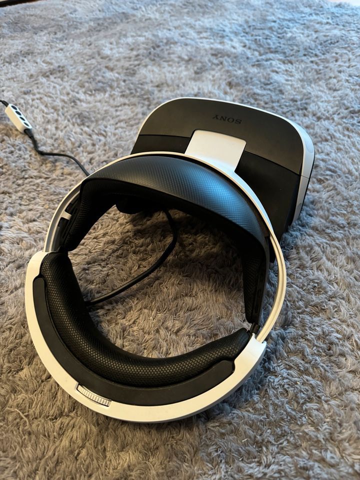 Ps VR (+Kamera/zwei Controller) in Elkenroth