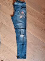 Clockhouse C&A Jeans Gr. 38 / M blau destroyed Stickerei Fransen Bayern - Rott Vorschau