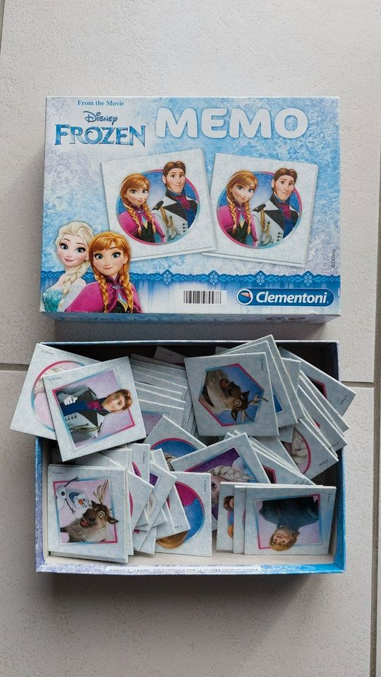 Spiele-Set mit Disney Frozen, Anna und Elsa, Eiskönigin Motiven in Siegbach