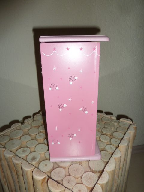 Super süßer Schmuckschrank von Hello Kitty in pink-rosa, NEU!! in Hamburg