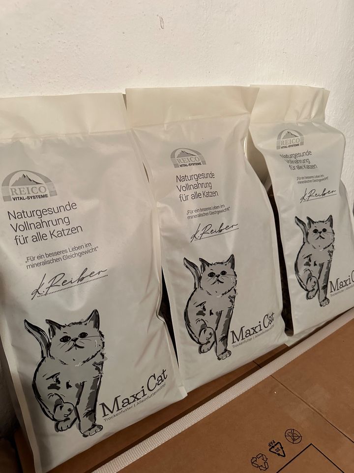 Reico Katzenfutter Maxi Cat Sternemenü NEU in Essen