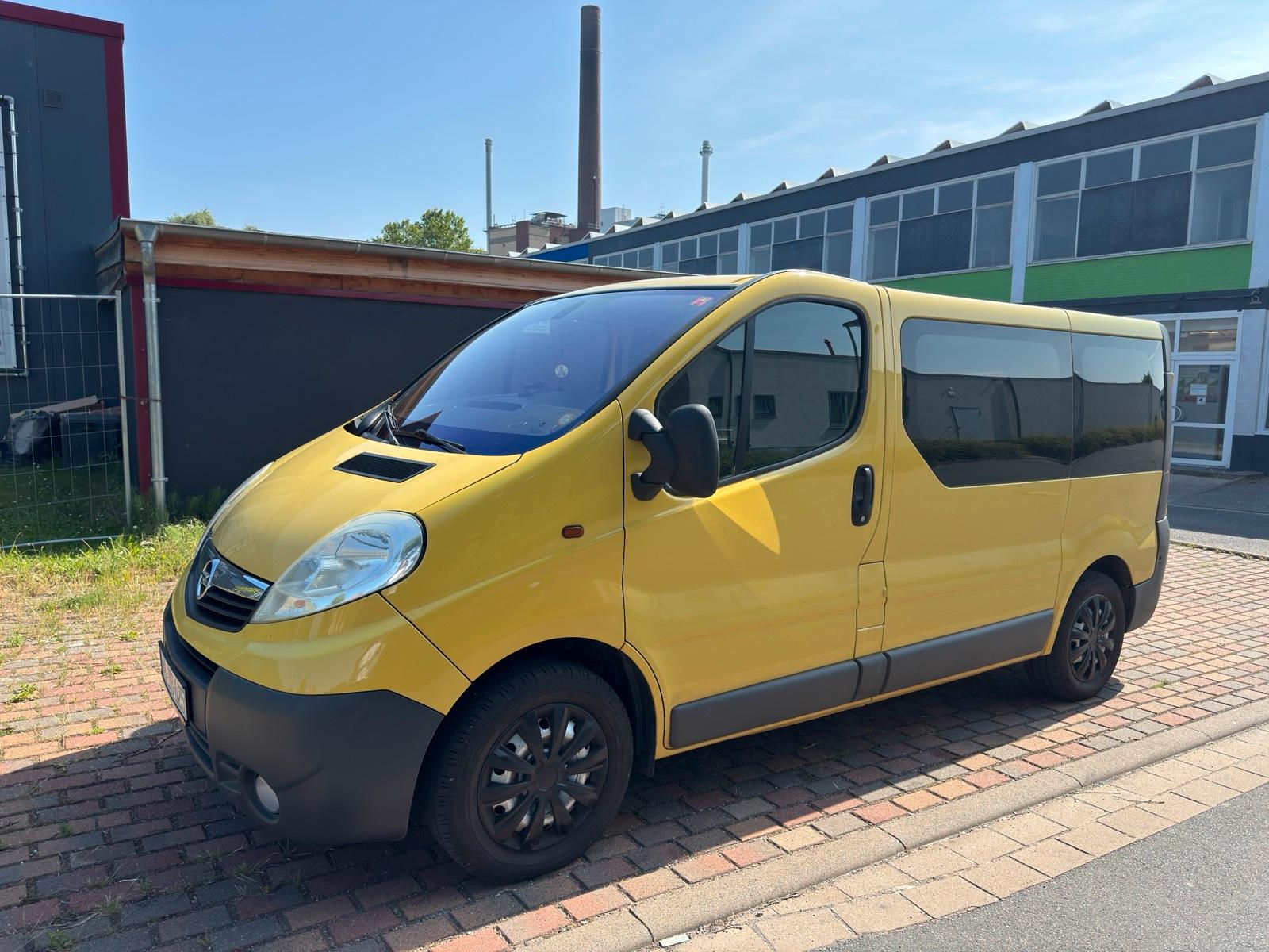 Abbildung des Autos Opel Vivaro 2.0 CDTI 8 s…