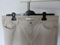 Neuwertige Stretch Jeans MAC Angela, beige, Gr. 48/32 Kr. München - Brunnthal Vorschau