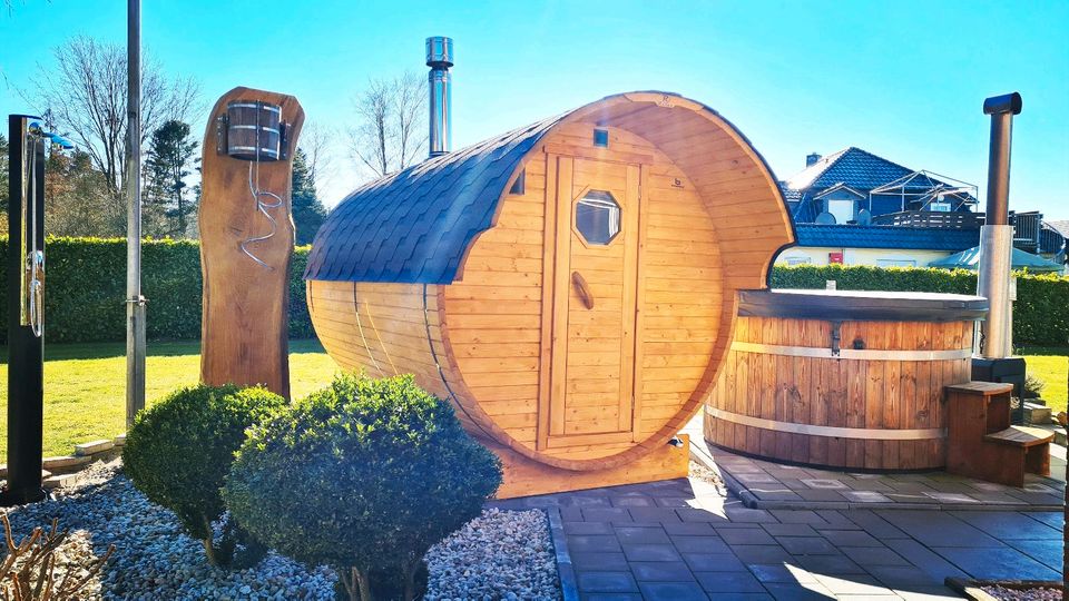 Sauna nach Maß GARTENSAUNA Fass-Sauna AUßENSAUNA Saunafass Garten in Grönheim