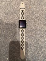 Apple Watch Series 3 Nike 42mm GPS + Cellular Weiß Schwarz Bayern - Münsing Vorschau