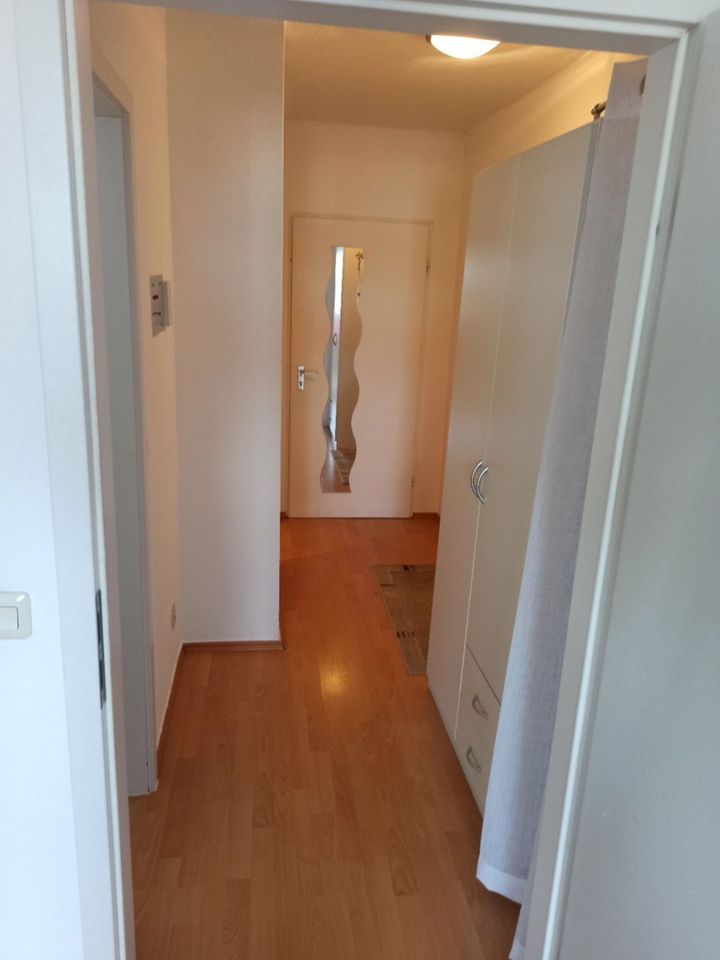 Helle 1,5 Zimmer Wohnung Ferienwohnung Appartement kurzzeit Board in Mainaschaff