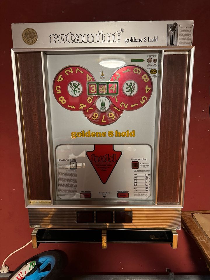 Spielautomat Rotamint goldene 8 in Fürstenfeldbruck
