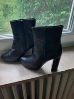 Unisa Stiefeletten Plateau Gr. 38 schwarz Bonn - Auerberg Vorschau