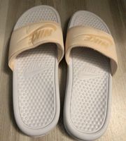 Nike Badesandalen / Sandale / Latschen / für Damen / Gr. 38 Berlin - Spandau Vorschau