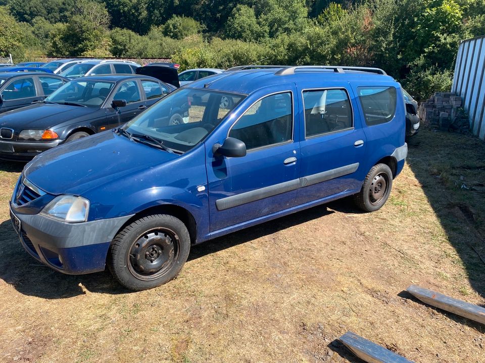 Dacia Logan 1.5DCI Bj08 Schlachtfahrzeug Teileverkauf in Idar-Oberstein