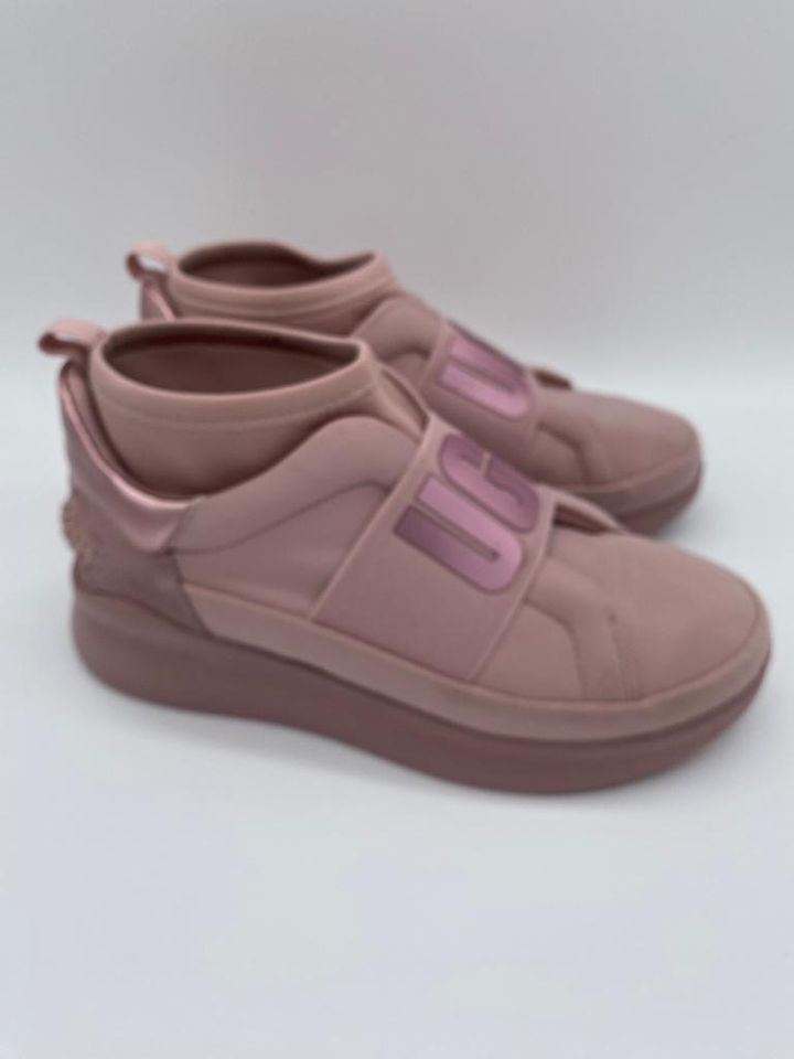 UGG Sneaker Damen Gr.37 in Saarbrücken