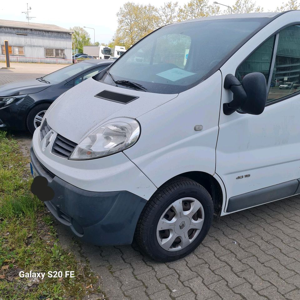 Renault  Trafic in Frankfurt am Main