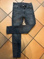 Jeans Tommy Hilfiger Stone grey 30/32 skinny Niedersachsen - Hambühren Vorschau