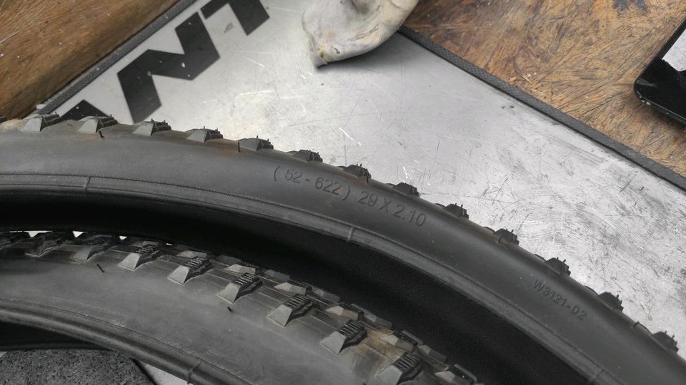 Mountainbike MTB Reifen Faltreifen 29x2.1 neuwertig keine Maxxis in Gütersloh