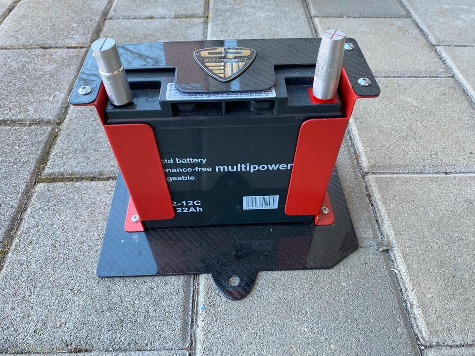 Porsche 911 -993 Batterie / Batteriekasten Carbon- - Leichtbau in Oberndorf am Neckar
