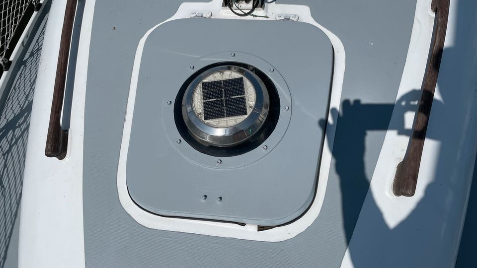 Gepflegte Segelyacht - Kielschwert mit umfangreicher Ausstattung. in Güby