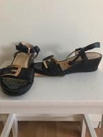 Sandalen GEOX schwarz mit kleinem Keilabsatz Berlin - Tempelhof Vorschau