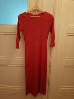 Rotes Kleid Berlin - Lichtenberg Vorschau