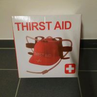 Roter Thirst Aid-Helm (weißes Kreuz auf rotem Kreuz) in OVP Neu Bayern - Buckenhof Mittelfranken Vorschau