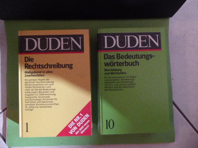 2 Bänder Duden - Die Rechtschreibung & Das Bedeutungswörterbuch in Bad Dürkheim