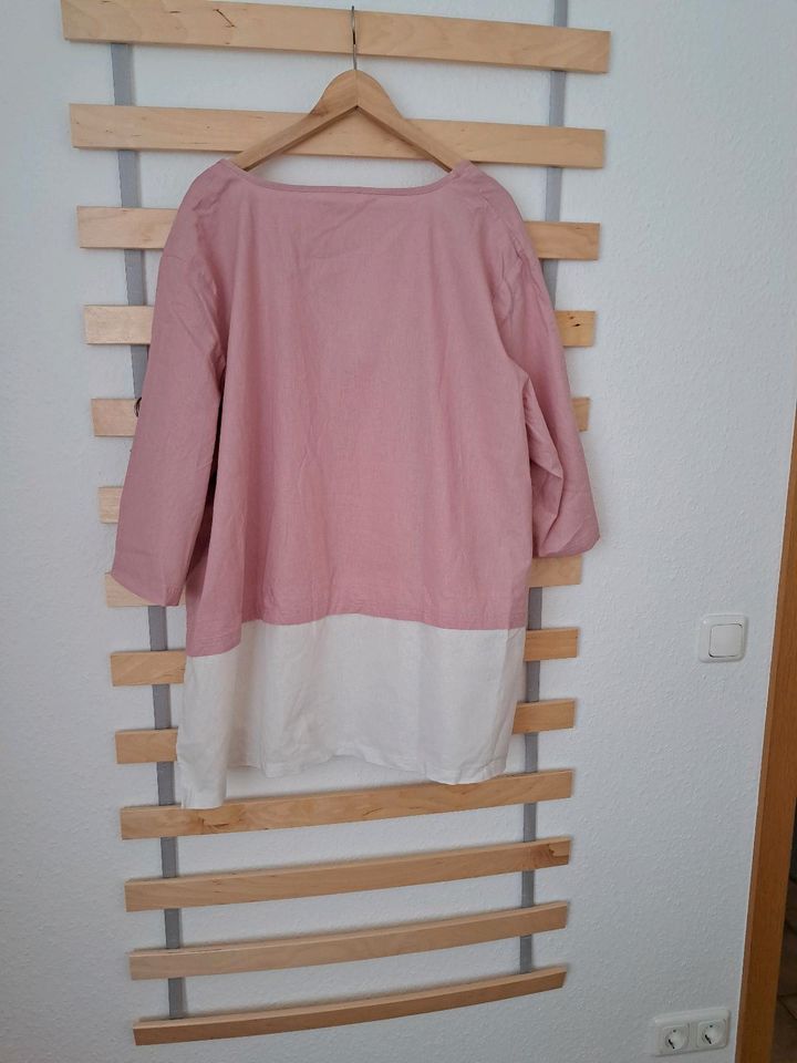 Shirt in Blusenoptik, Größe 52, Rose/weiß in Ebsdorfergrund