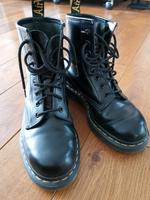 DR. MARTENS Größe 39 Stiefel 1460 Boots schwarz Nordrhein-Westfalen - Iserlohn Vorschau