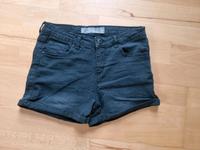 Amisu Shorts S 36 schwarz top Zustand Baden-Württemberg - Neckartailfingen Vorschau