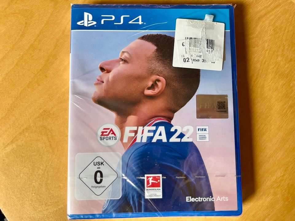 PS4 Spiel FIFA22 (Neu & OVP) in Eschwege