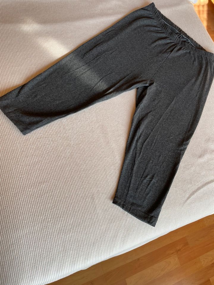 Damen Sportlegging 7/8 anthrazit Gr. 42/44 Baumwollmischung in Bretzfeld