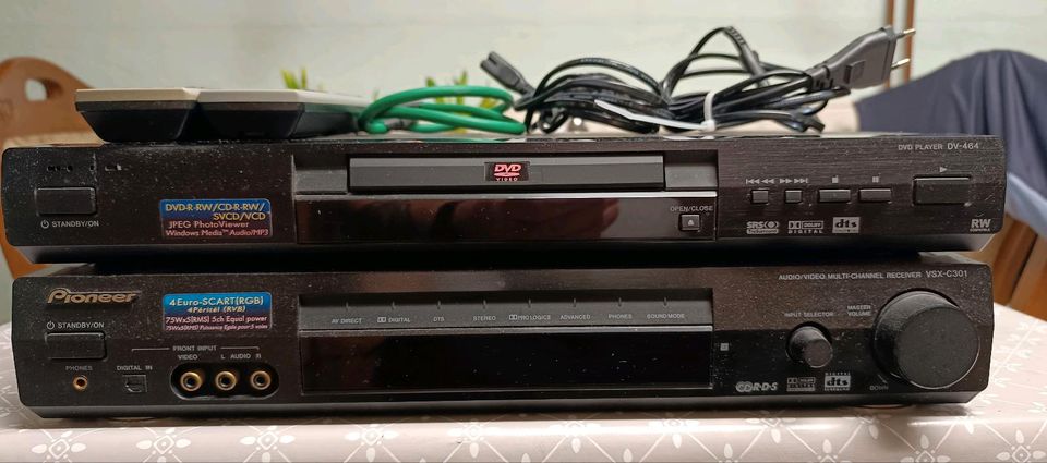 Stereoanlage und DVD Player in Wettin-Löbejün