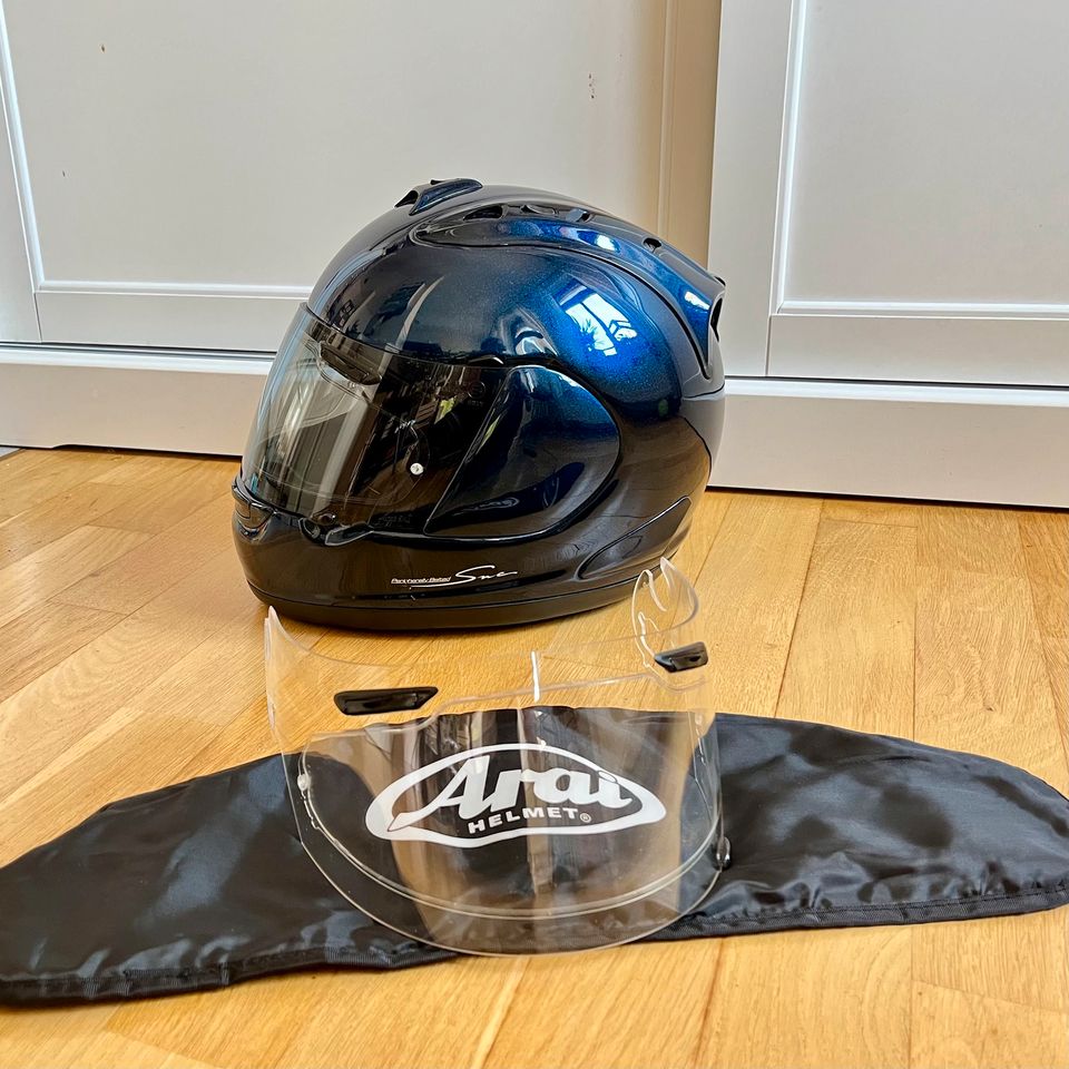 Arai RX-7 GP Gr. M (57-58cm) Dunkelblau Metallic Motorradhelm in Leipzig