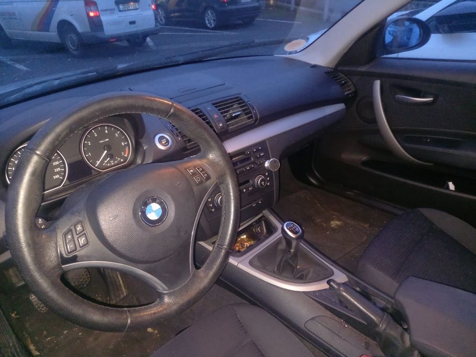 BMW 116 Benzin in Düsseldorf
