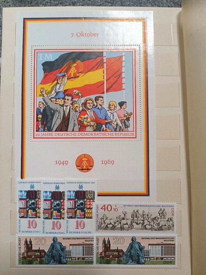 Briefmarkensammlung und Ersttagsbriefe in Arnsdorf