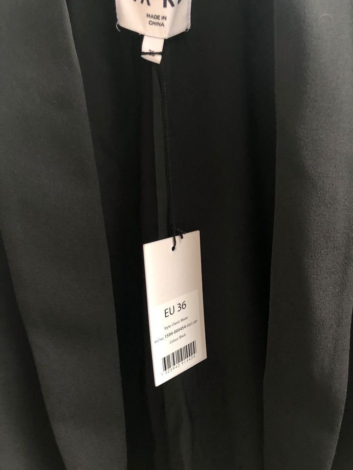 NAKD NEU Blazer elegant geschnitten figurbetont schwarze Jacke in Hamburg