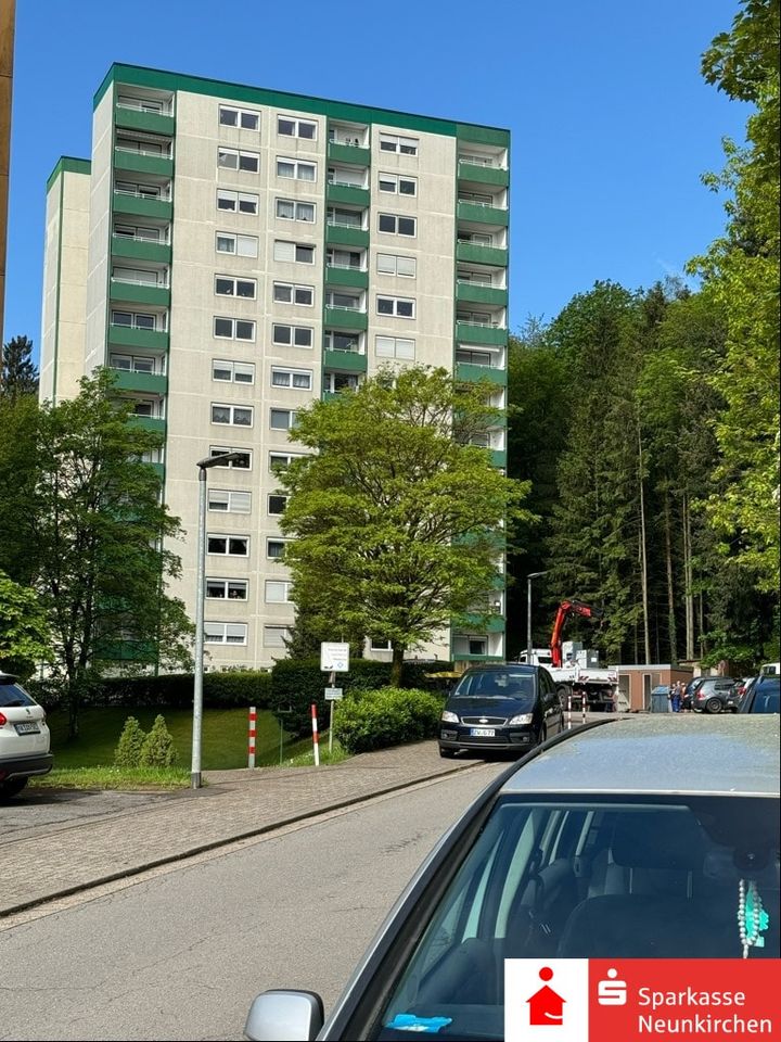 Große ruhige Wohnung mit Blick ins Grüne in Neunkirchen