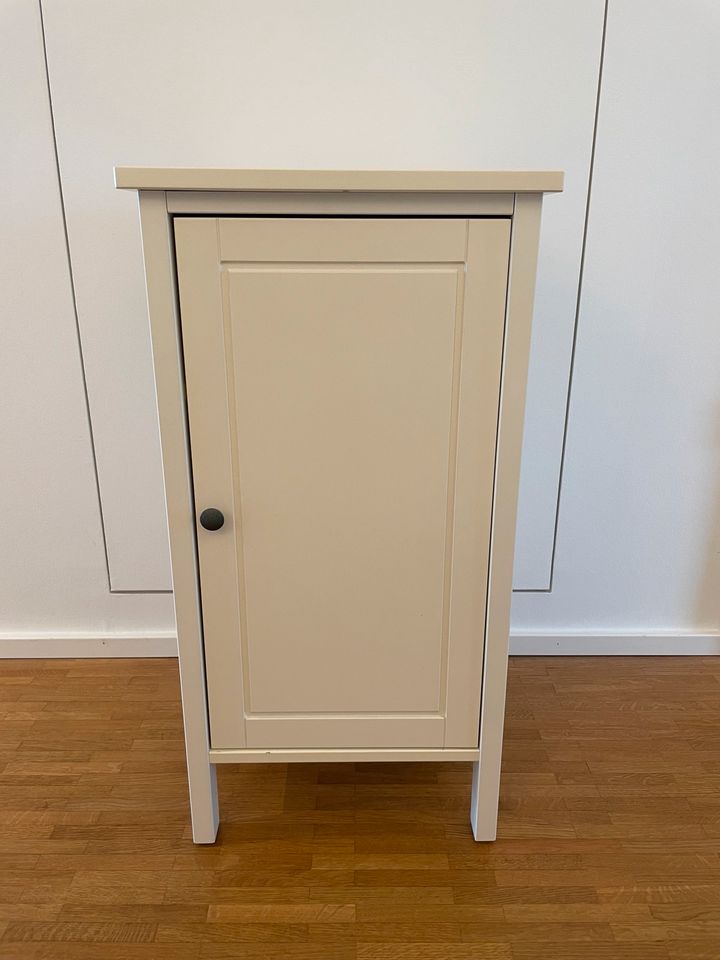 Ikea Hemnes Nachtschrank weiß in Frankfurt am Main