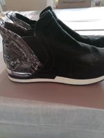 Remonte Sneaker Schwarz 42 25 € Nordrhein-Westfalen - Bottrop Vorschau