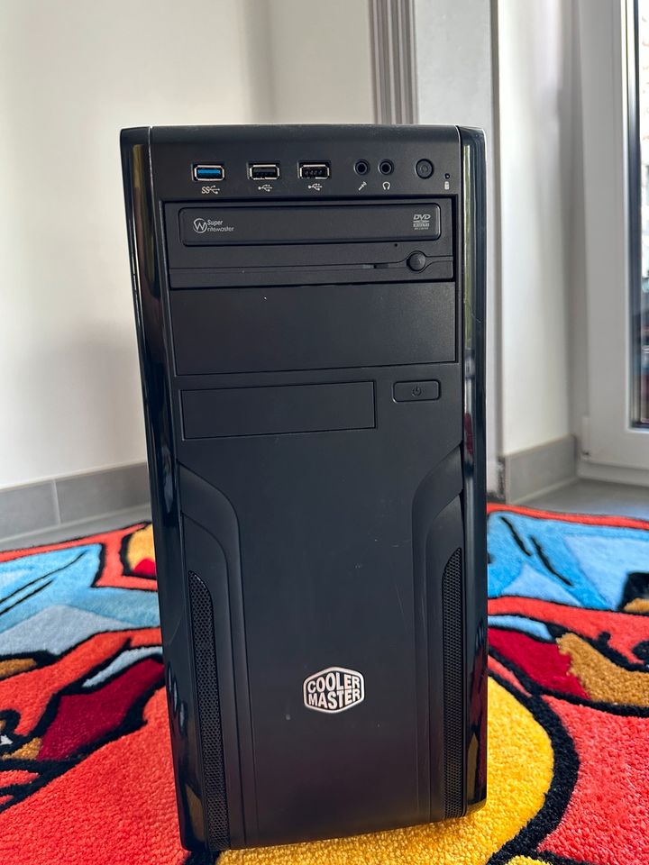 Cooler Master Gaming PC Case Midi Tower in Quickborn